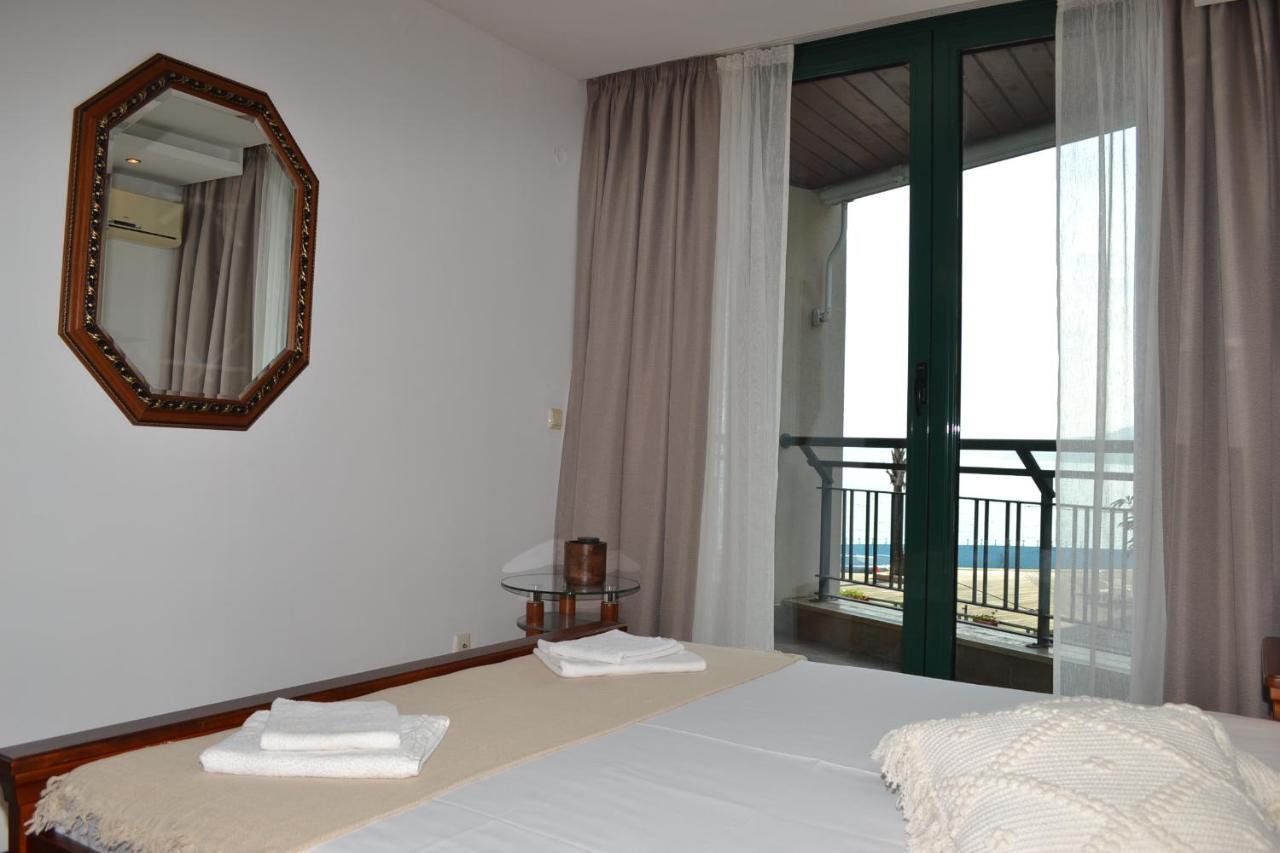 Port Balchik Apartment エクステリア 写真