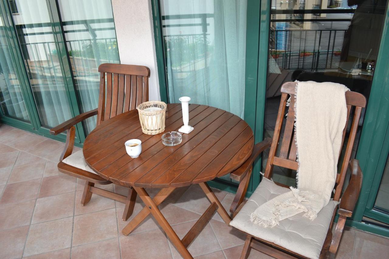 Port Balchik Apartment エクステリア 写真