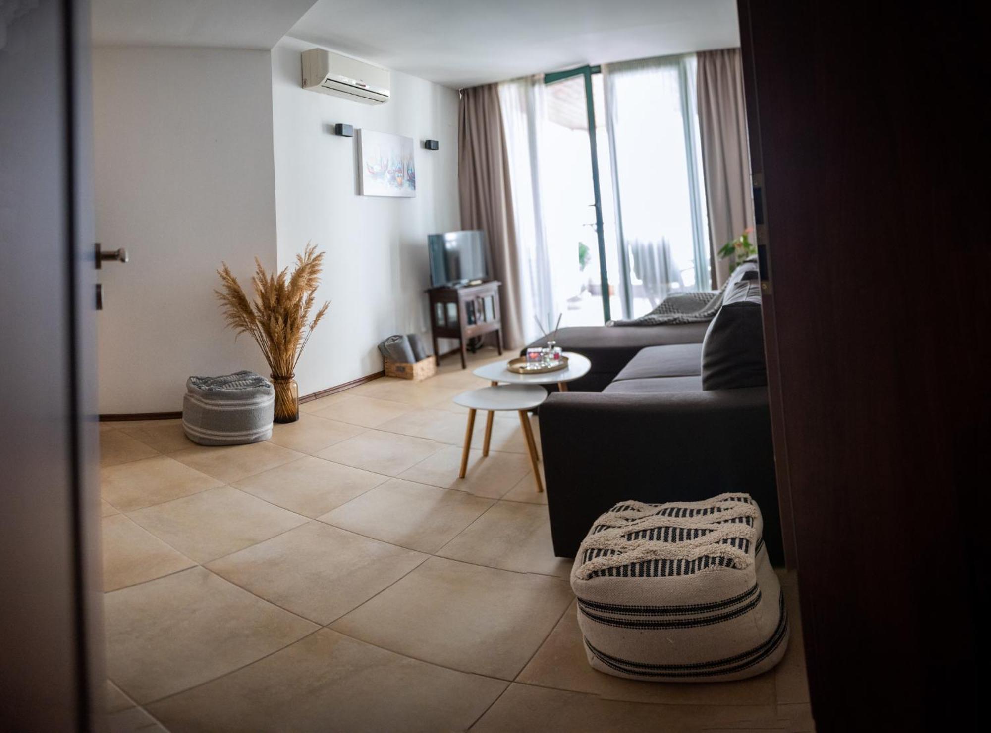 Port Balchik Apartment エクステリア 写真