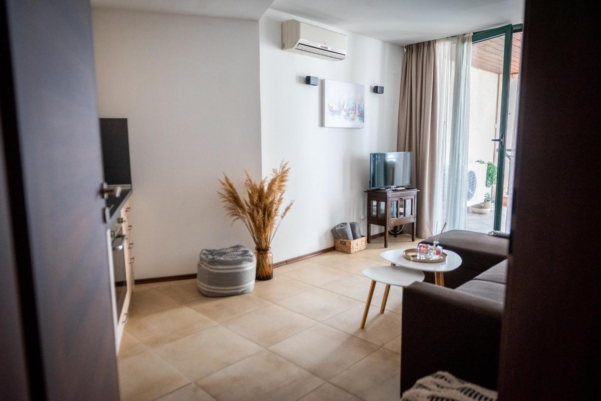 Port Balchik Apartment エクステリア 写真